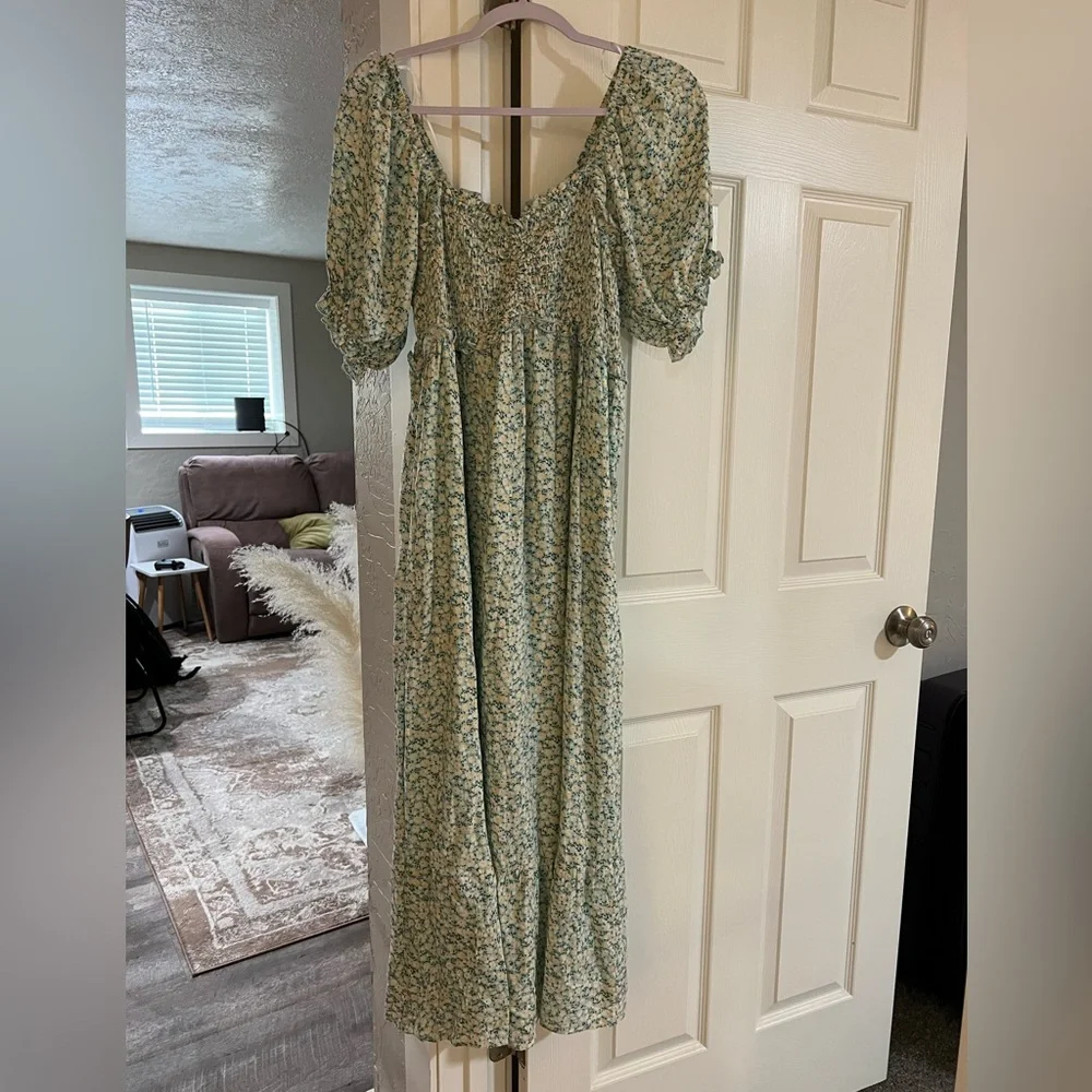 NWT Bohme Smocked Floral Midi Dress Size XL - Picture 1 of 5